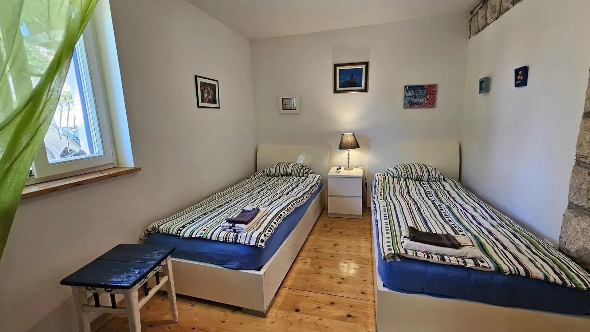 Apartment Barbara With Sea View Njivice