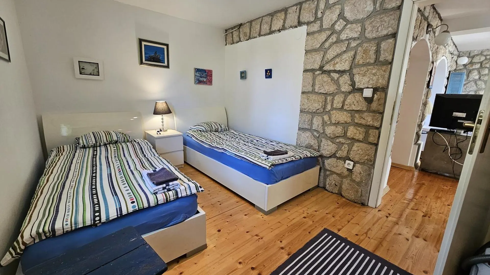 Apartment Barbara With Sea View Njivice