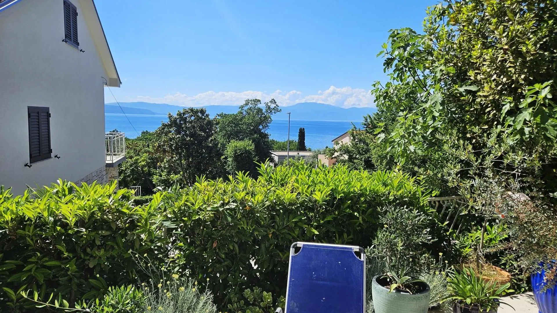 Apartment Barbara With Sea View Njivice